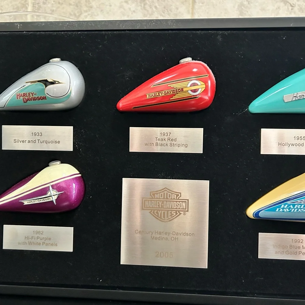 Harley-Davidson Collectible Shadow Box - Picture 9 of 10